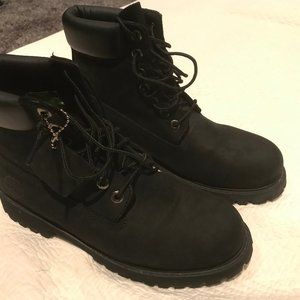 TIMBERLAND boots size 8 black like new